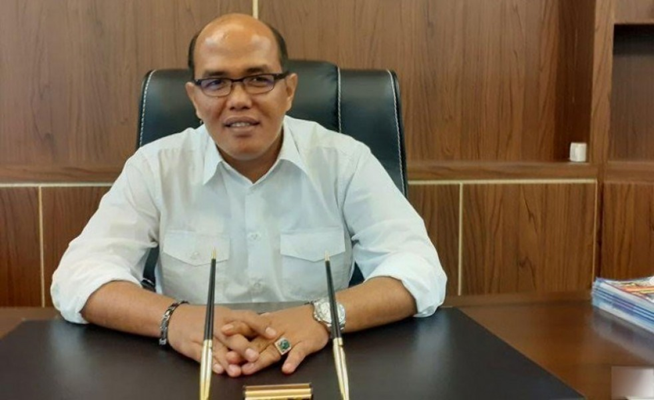 Foto DPRD Sumbar Umumkan Lima Komisioner Terpilih Komisi Informasi Sumatera Barat