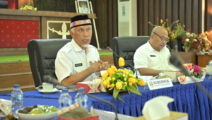 Foto Gubernur Mahyeldi Menegaskan Bahwa Kerja Sama Pemerintah Sangat Penting untuk Percepatan Pembangunan Mentawai