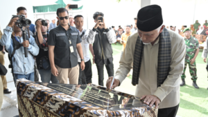 Foto Gubernur Mahyeldi Apresiasi Semangat Bernagari Anak Nagari Canduang Koto Laweh