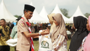 Foto 833 KPM Di SBJ Terima Bantuan Pangan Pemerintah