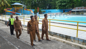 Foto Pemko Padang Merencanakan Perbaikan Kolam Renang Teratai