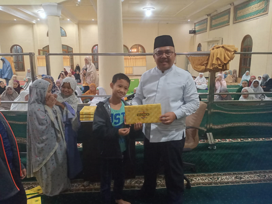 Foto Sekda Hansastri Mengingatkan Masyarakat untuk Berbelanja Sesuai Kebutuhan Selama Safari Ramadhan di Padang Panjang