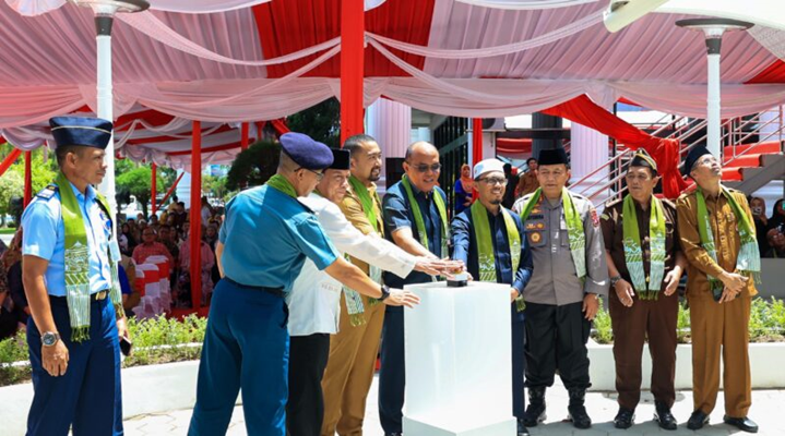 Foto Masjid Raya Asy Syura DPRD Sumbar Diresmikan, Dilengkapi dengan Beberapa Fasilitas