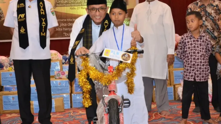 Foto Yatim Fest 2024: Motivasi dan Kebahagiaan untuk Anak Yatim di Padang