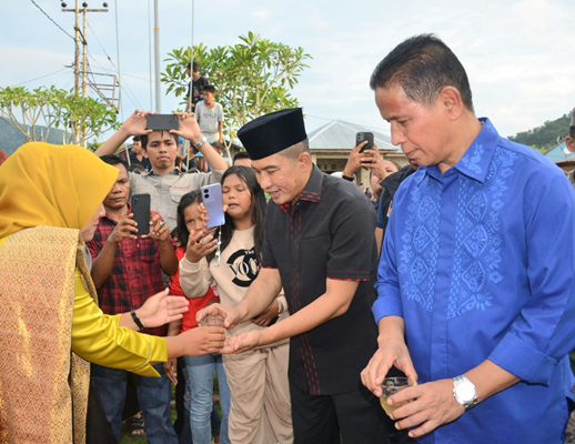 Foto Pemerintah Kota Padang Mengapresiasi Tradisi Limau Baronggeh, Wujud Kebersamaan dalam Menyambut Ramadan