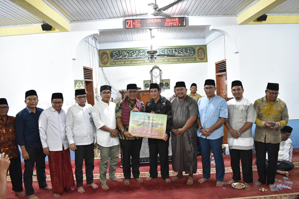 Foto Safari Ramadhan Diwarnai Sentuhan Kemanusiaan dan Kebijakan Sosial