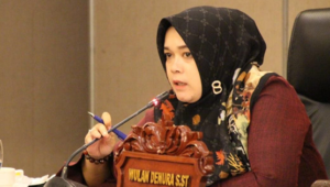 Wakil Ketua DPRD Kota Payakumbuh Wulan Denura