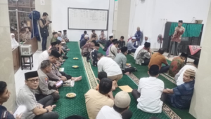 TSR III Pemprov Sumbar di pimpin ketua DPRD Supardi berkunjungi ke mesjid Baitul Karim kelurahan Padang Tangah Payobadar, kecamatan Payakumbuh Timur, Kamis 14 Maret 2024.