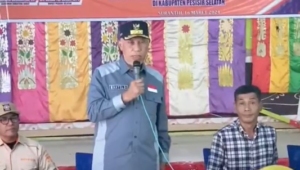 Dua Kecamatan di Pessel yang Terdampak Bencana Terima Bantuan Beras dari Pemprov Sumbar