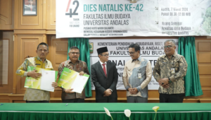 Bupati H. Khairunas Jadi Pembicara di Dies Natalis FIB Unand