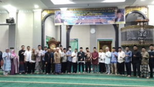 Foto Subuh Mubarak dari Universitas Negeri Padang Pagi Ini: Ramadan Bulan Berbagi