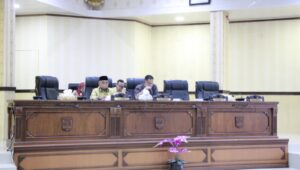 Foto DPRD Agam Melakukan Rapat Paripurna untuk Penyampaian LPKJ Bupati 2023