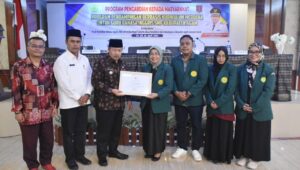 Foto Guru SMP di Agam Mendapat Pelatihan Keterampilan Bahasa Inggris Berbasis Digital Dari UNJ