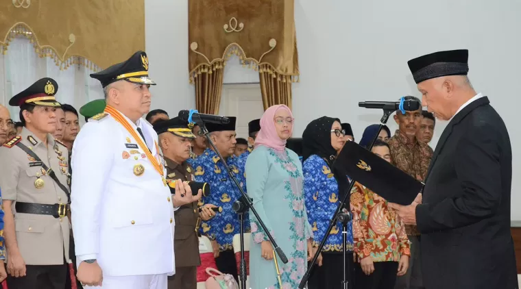 Andree Algamar resmi menjabat sebagai Penjabat (Pj) Wali Kota Padang