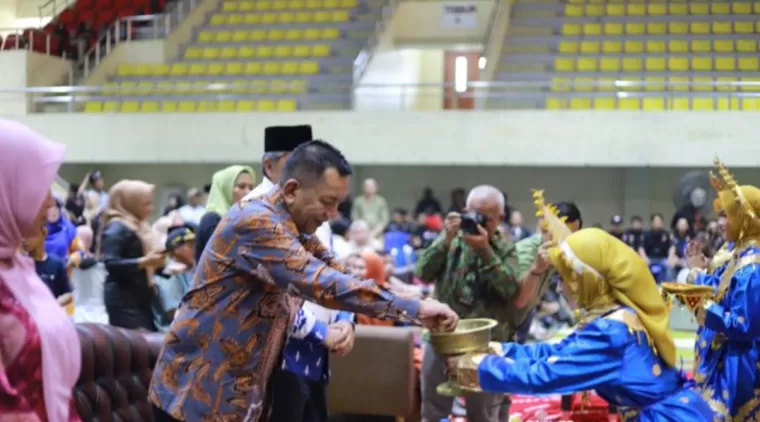 Bupati Pesisir Selatan Hadiri Pelantikan DPD Bampers di Kabupaten Siak