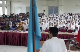 322 Calhaj dilepas secara resmi oleh bupati Limapuluh Kota Safarudddin Dt.Bandaro Rajo di aula kantor bupati Limapuluh Kota, Sarilamak, Rabu 22 Mei 2024.