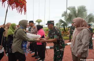 Danrem 032/Wbr Pandu Rangkaian Kegiatan Ibu Panglima TNI di Sumbar