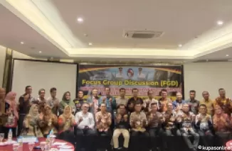 Bupati Limapuluh Kota Safaruddin Dt. Bandaro Rajo pada pembukaan acara FGD Penyusunan Rancana RPJPD kabupaten Limapuluh Kota tahun 20225-2045 di The Balcone Hotel Bukittinggi, Senen 21 Mei 2024