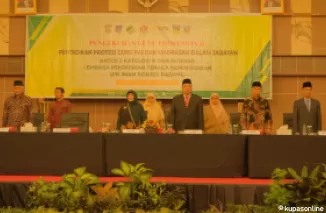 UIN Imam Bonjol Kukuhkan 119 Lulusan PPG di Pangeran Beach Hotel