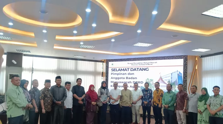 Bamus DPRD Agam Berkunjung ke DPRD Sumbar untuk Meningkatkan Wawasan dan Strategi