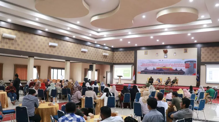 Forum Wartawan Parlemen Sumbar Silaturahmi dengan Sekwan DPRD Sumbar Raflis, Penuh Kehangatan dan Dedikasi