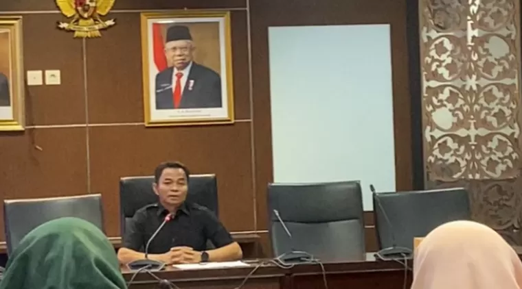 Hidayat DPRD Sumbar: Potensi Merenggangnya Ikatan Budaya di Generasi Milenial