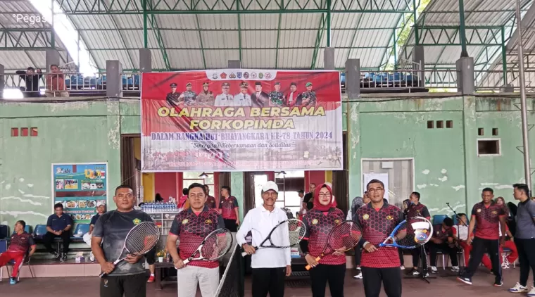 Kapolres Payakumbuh AKBP Wahyuni Lestari membuka secara resmi open tournament Tenis Lapangan, Kapolres Payakumbuh Cup, di lapangan Tenis Kubu Gadang Payakumbuh, Sabtu-Minggu 22-23 Juni 2024.