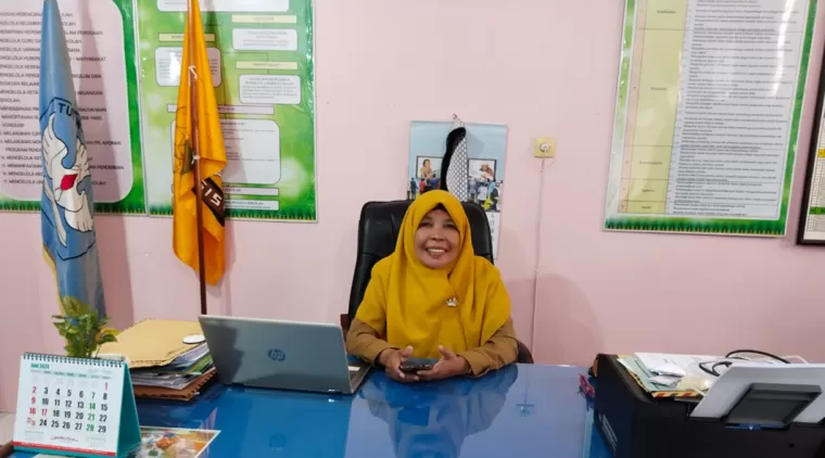 Desfiwati, Kepala SMPN 9 Payakumbuh