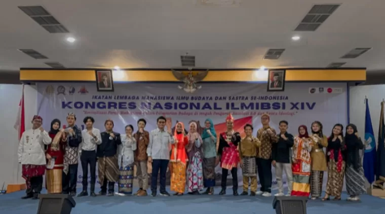 Mahasiswa FBS Berpartisipasi dalam Kongres Nasional ILMIBSI ke-XIV di Surabaya