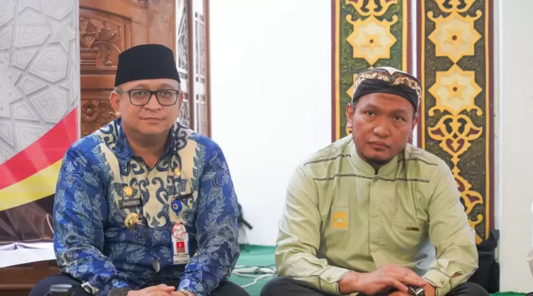 Pemko Padang Menggelar Tabligh Akbar Bersama Ustadz Salim A. Fillah Untuk Menyambut Idul Adha 1445 H