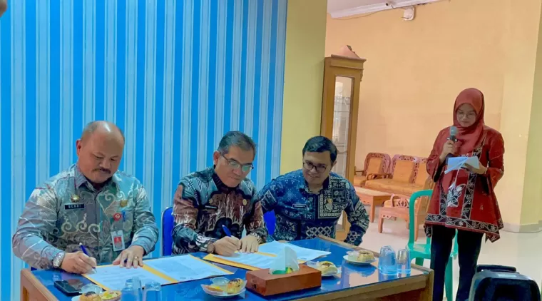 Pengendalian Inflasi Daerah, Limapuluh Kota dan Kabupaten Kampar Lakukan MoU, Kamis 13 Juni 2024.