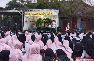 Ketua LKAAM Payakumbuh YB. Dt. Parmato Alam, yakin Anak-anak SD Muhammadiyah Menjadi Pemimpin Masa Depan, hal tersebut disampaikannya pada acara pelepasan dan perpisahan SD Plus Muhammadiyah Payakumbuh, Minggu 16 Juni 2024.