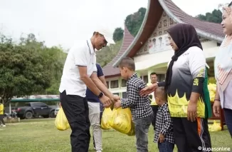 Pemerintah Salurkan Bantuan BAZNas Solsel Dalam Gelaran CFD di Sangir Batang Hari