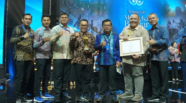 Pemko Bukittinggi Terima Penghargaan Anugerah Merdeka Belajar