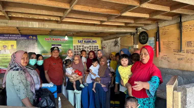 Pada Hari Ke-3 Imunisasi Polio, Pesisir Selatan Capai Target Tinggi