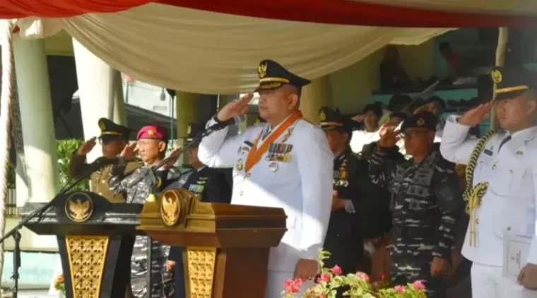 Tutup Rangkaian Peringatan Gugur Bagindo Aziz Chan, Pj. Wako Ziarah ke Taman Makam Kusuma Bhakti