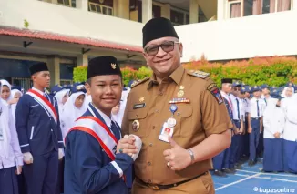 Pembukaan MPLS SMPN 1 Padang, Pj. Wako Ajak Siswa Menjadi Bung Hatta Baru