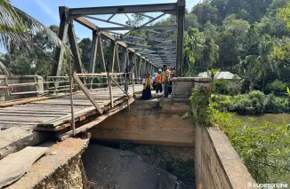 Rusak Diterjang Banjir, Jembatan di Batangkapas Mulai Diperbaiki