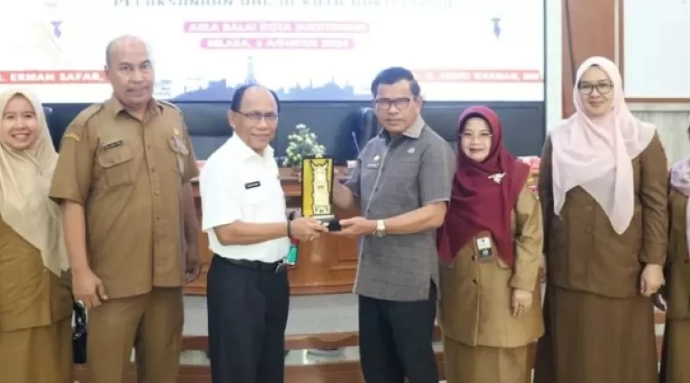 Dinkes Agam Pelajari Program UHC ke Bukittinggi