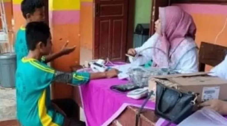 Tim Kesjor Dinkes Pessel Melakukan Kunjungan Ke SMPN 4 Lengayang