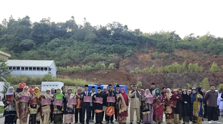 UIN Imam Bonjol Padang Rayakan Kemerdekaan RI ke-79 dengan Upacara Meriah dan Penganugerahan Prestasi