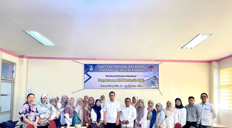 Workshop Kurikulum Vokasional di FEB UNP, Menyusun RPS Berbasis Outcome-Based Education