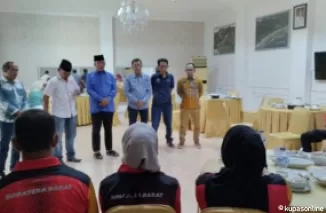 Bupati Pessel Melepas 13 Orang Atlet Pessel Untuk Ikut PON Aceh