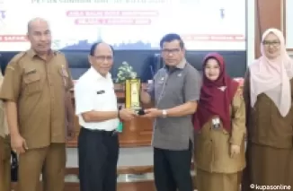 Dinkes Agam Pelajari Program UHC ke Bukittinggi