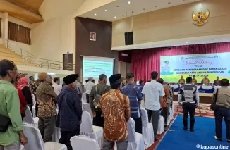 Bupati Limapuluh Kota Safaruddin Dt. Bandaro Rajo saat membuka kegiatan sosialisasi pencegahan dan penanganan kekerasan pada satuan pendidikan tahun 2024, digelar di gedung serbaguna Politeknik Pertanian Negeri Payakumbuh, Selasa 20 Agustus 2024.