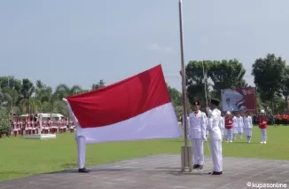 Upacara Peringatan Detik-Detik Proklamasi Kemerdekaan Republik Indonesia ke-79 di halaman Kantor Bupati Agam dilaksanakan dengan penuh khidmat