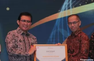 Pemkab Agam berhasil meraih penghargaan Kategori Spesial dalam ajang Indonesia Smart Nation Award