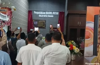 Perpustakaan Balaikota Padang Diberi Nama Masril Payan, Mengenang Pamong Senior yang Berdedikasi