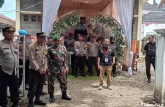 Polres Pasaman Barat lakukan Giat Pam Pendaftaran Bacalon Bupati dan Wakil Bupati di KPU Pasaman Barat