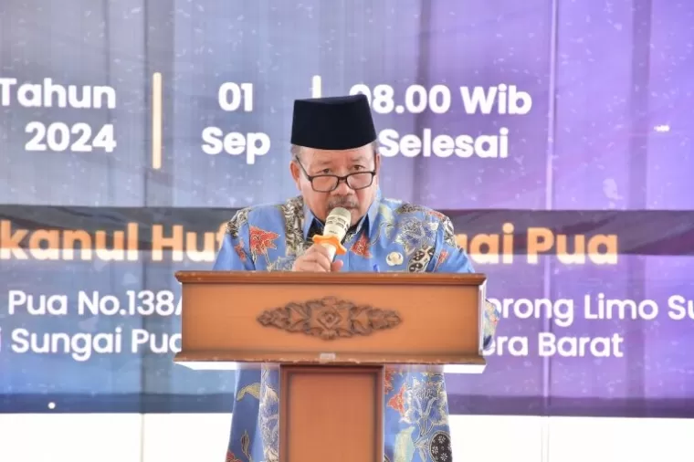 Bupati Agam, Dr H Andriwarman MM, bersama Ketua TP PKK Yenni Andri Warman hadiri wisuda tahfidz di Pondok Tahfidz Maskanul Huffadz